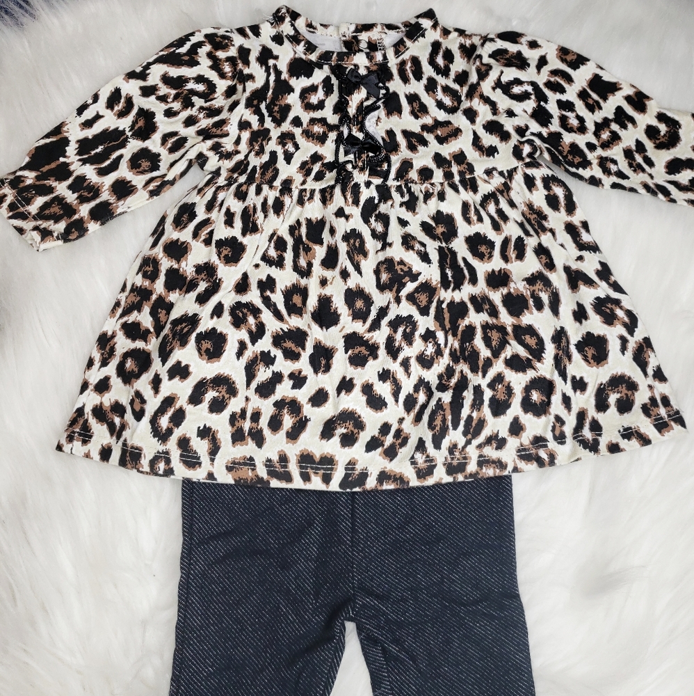 2 Piece Leopard Baby Shirt and Pants Set